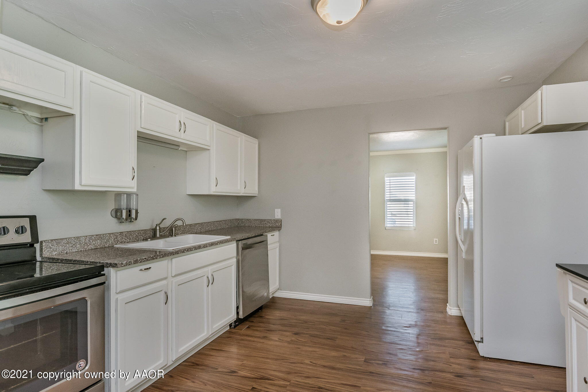 Kitchen 3