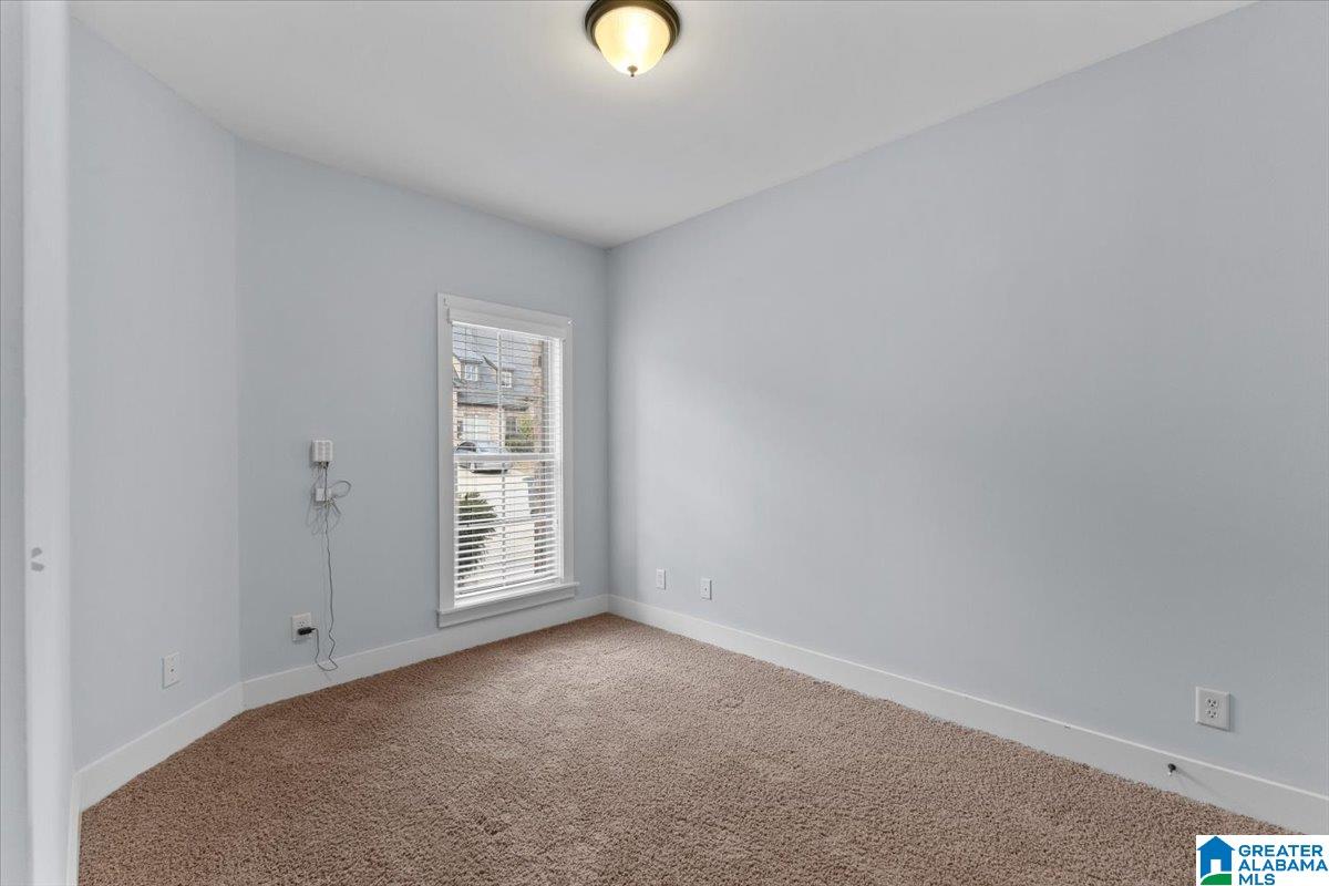 3957 Graham Drive Birmingham, AL 35210 - Photo 17 of 25