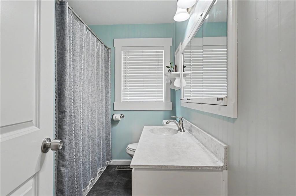 1748 East 800 Road Lawrence, KS 66049 - Photo 20 of 56