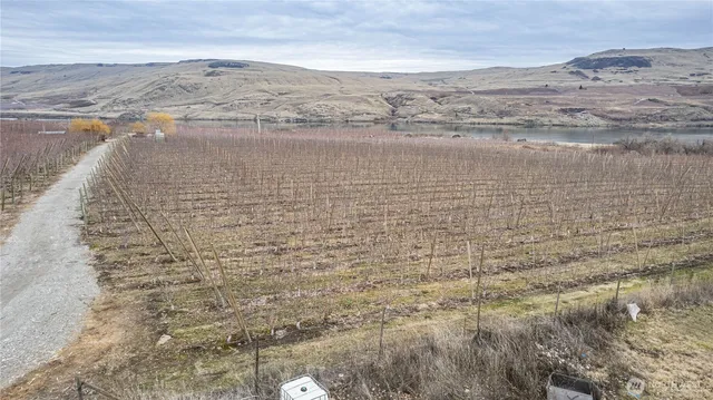 $990,000 | 0 Jack Wells Road, Bridgeport, WA 98813