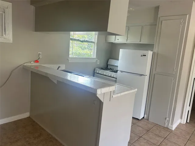 $800 | 8232 Glenview Drive, Unit 7, Houston, TX 77017