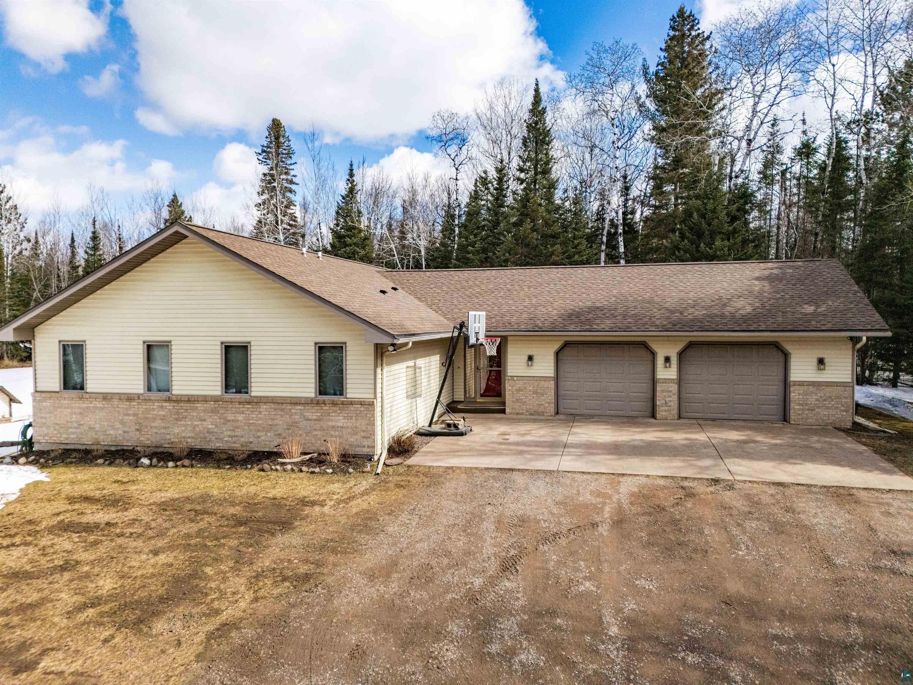 114 Pine Ridge Road Esko, MN 55733 - Photo 1 of 47