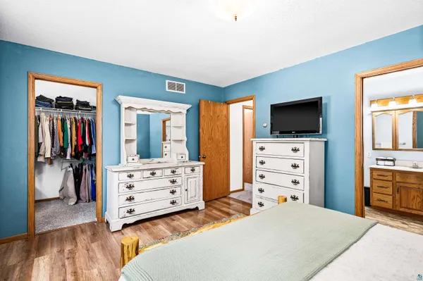 $499,900 | 114 Pine Ridge Road, Esko, MN 55733