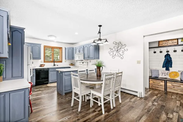 $499,900 | 114 Pine Ridge Road, Esko, MN 55733