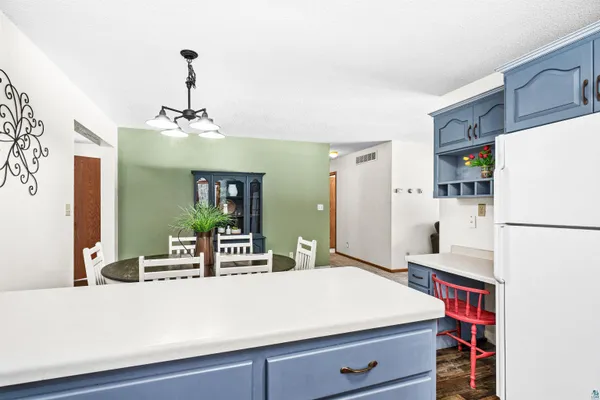 $499,900 | 114 Pine Ridge Road, Esko, MN 55733