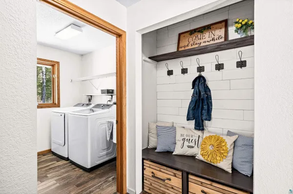 $499,900 | 114 Pine Ridge Road, Esko, MN 55733