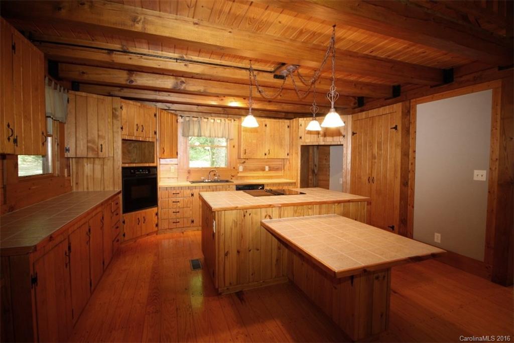 13 Miller Mountain Road Saluda, NC 28773 - Photo 7 of 18 Gallery Image 7