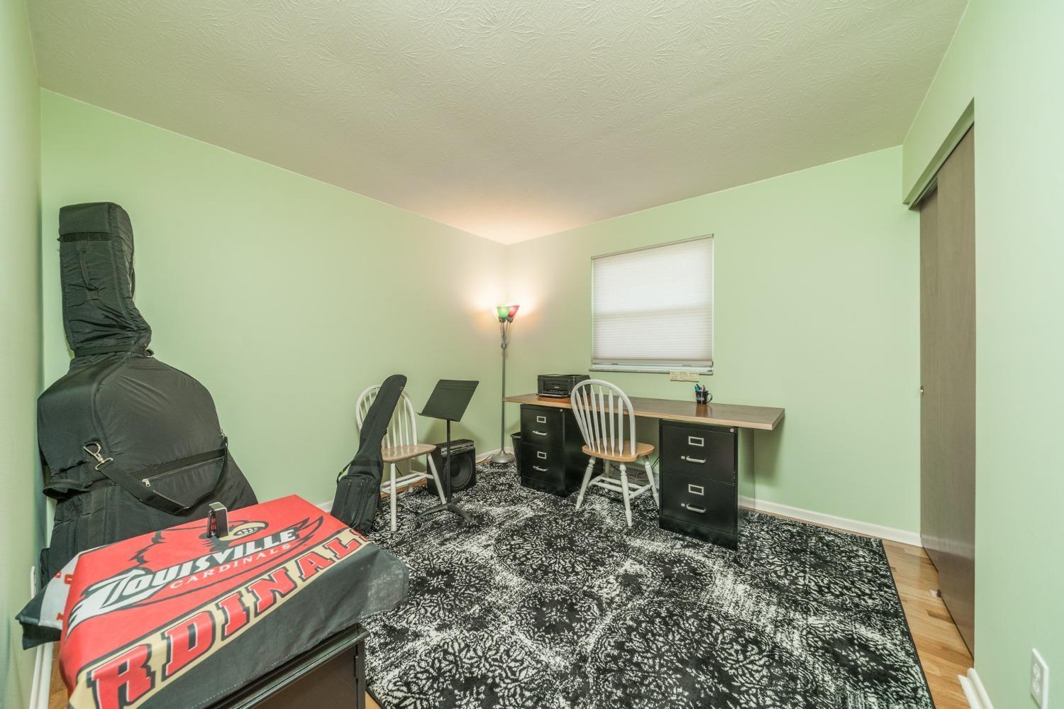 832 Yorkhaven Road Springdale, OH 45240 - Photo 28 of 41