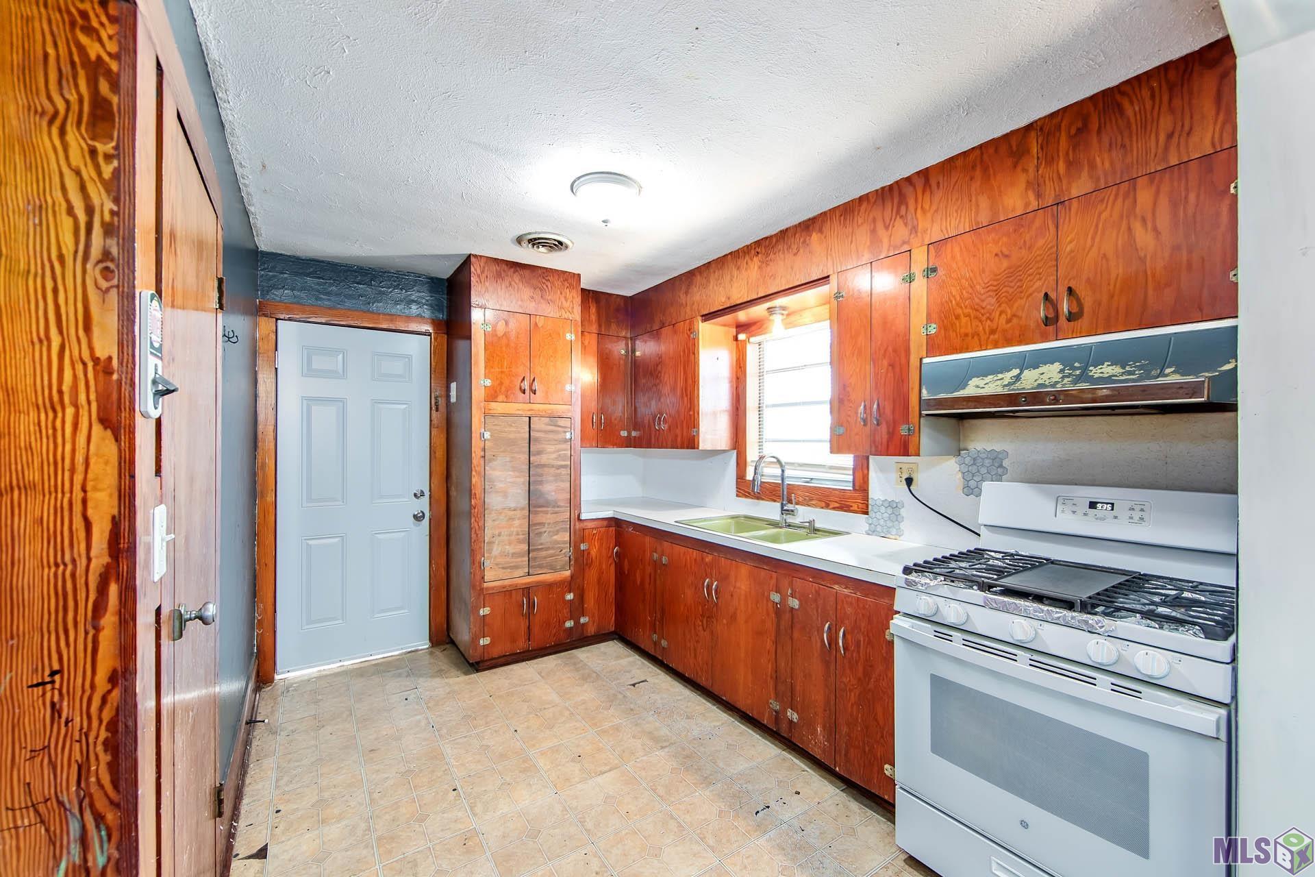 280 St Joseph Street Raceland, LA 70394 - Photo 5 of 12