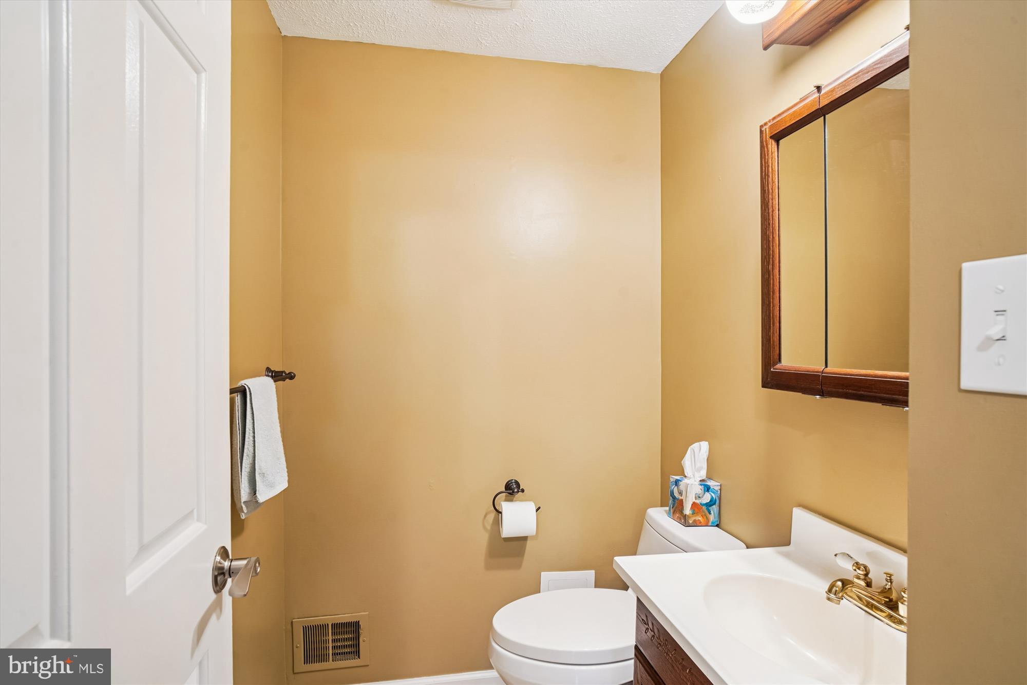 21904 Goshen School Road Gaithersburg, MD 20882 - Photo 22 of 27