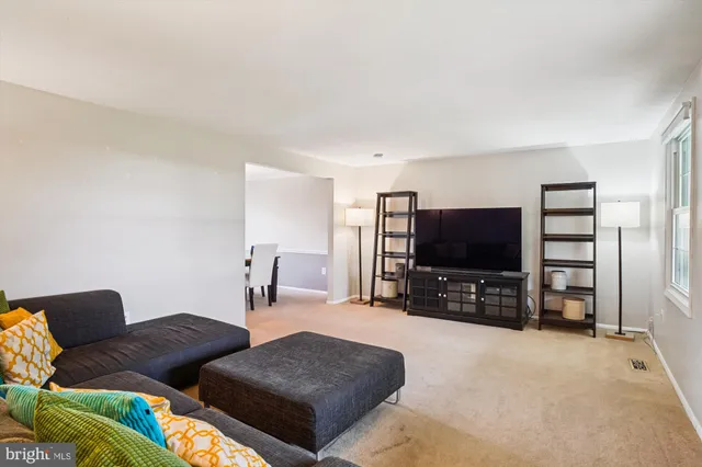 $785,000 | 21904 Goshen School Road, Gaithersburg, MD 20882