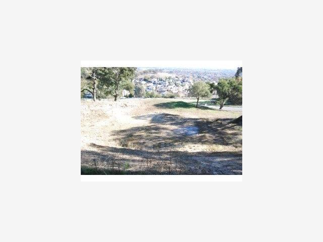 9115 Tea Tree Way Gilroy, CA 95020 - Photo 7 of 9 Gallery Image 7