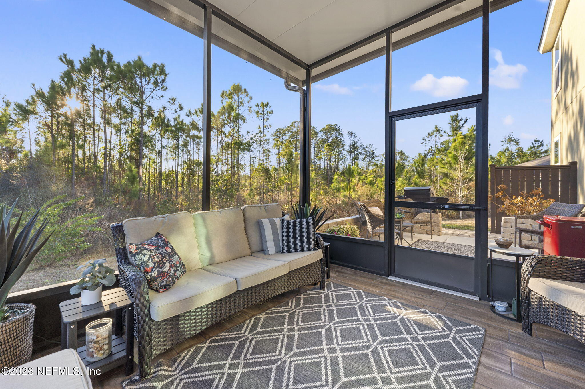 75754 Egret Landing Yulee, FL 32097 - Photo 11 of 43 Covered and Tiled Patio