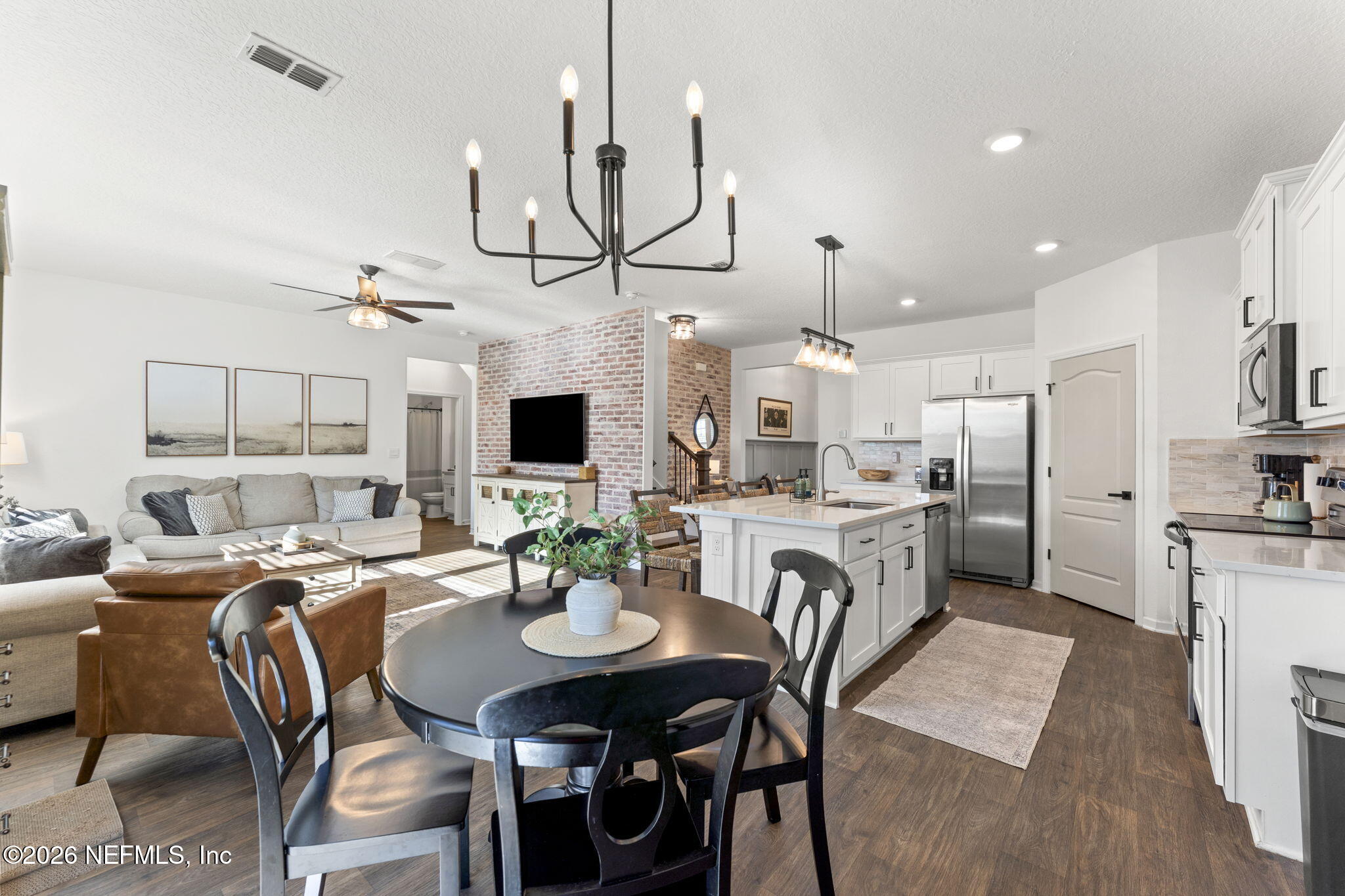 75754 Egret Landing Yulee, FL 32097 - Photo 23 of 43 Updated Light Fixtures