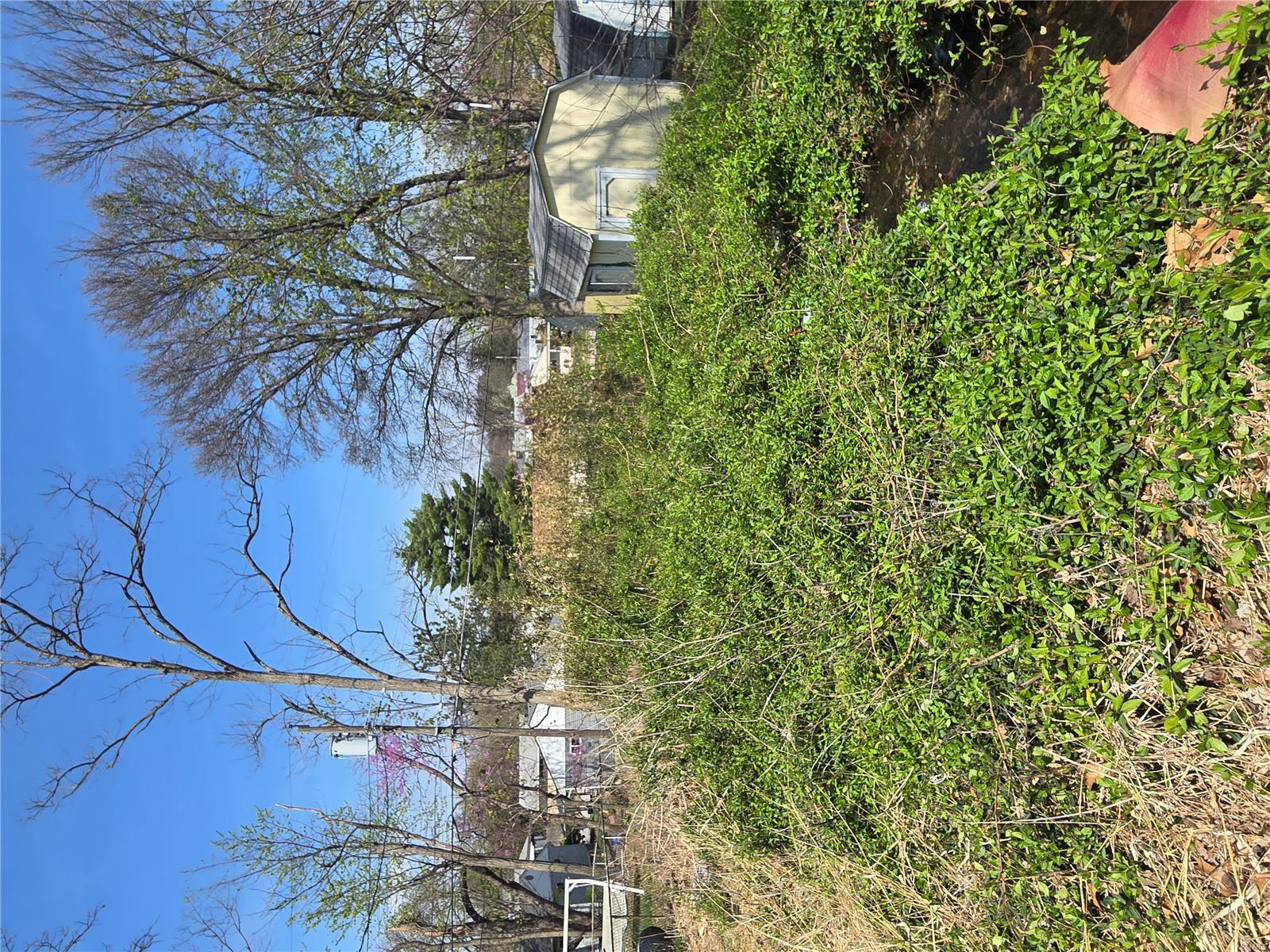 9637 Ridge Avenue St. Louis, MO 63114 - Photo 3 of 18 Gallery Image 3