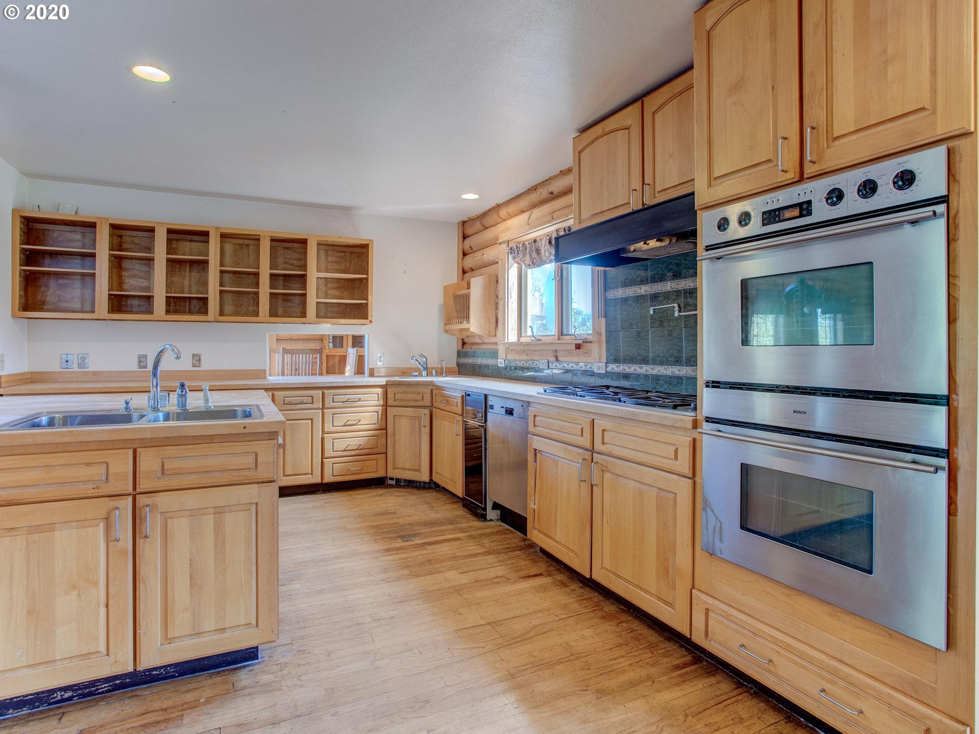 14310 Northwest McNamee Road Portland, OR 97231 - Photo 14 of 26