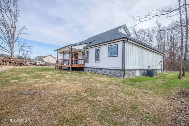 $549,900 | 1050 Rachel Drive, White Pine, TN 37890