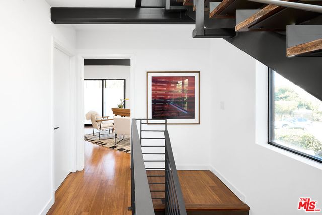 $1,995,000 | 748 Brooks Avenue, Venice, CA 90291