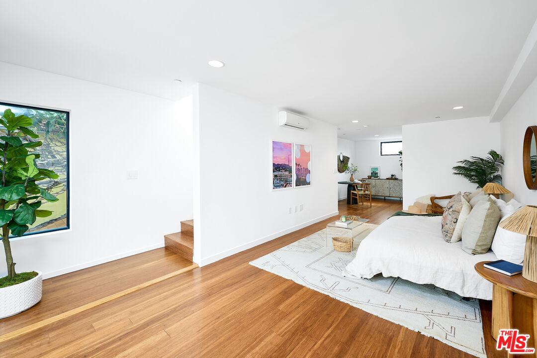 748 Brooks Avenue Venice, CA 90291 - Photo 30 of 38