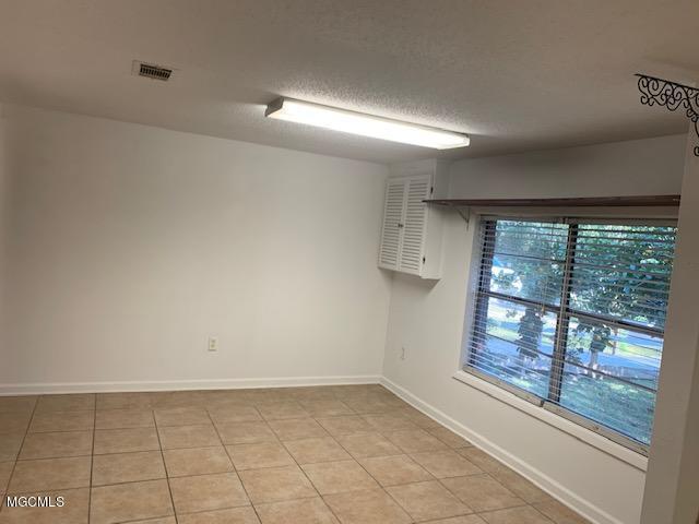 7409 Elder Ferry Road Moss Point, MS 39563 - Photo 8 of 23 IMG_4046