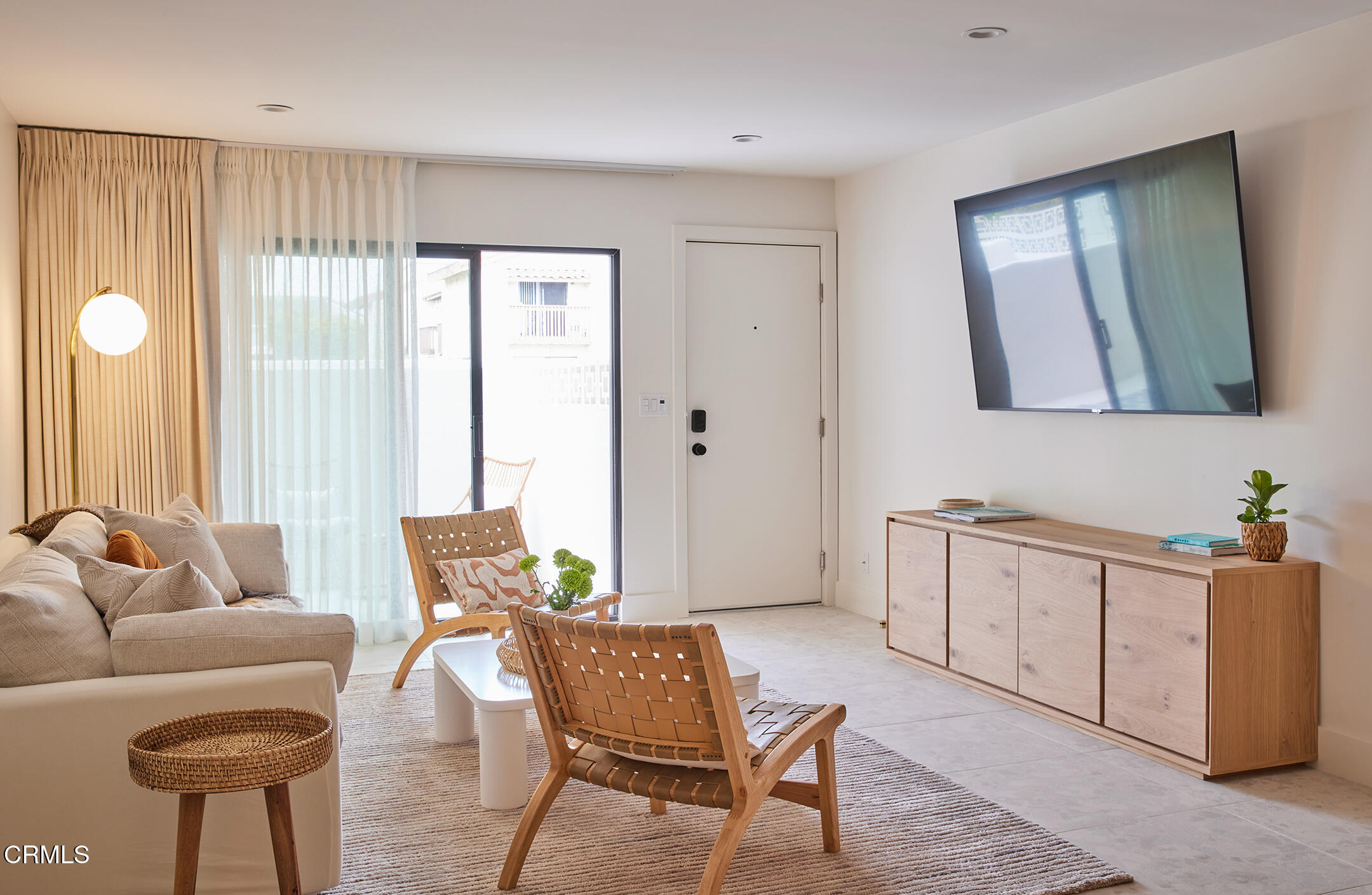 5135 West Wooley Road, Unit 3 Oxnard, CA 93035 - Photo 9 of 21 5135 W. Wooley Rd_6_MLS