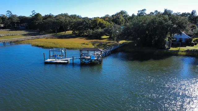 $10,000 | 14 Country Club Drive, Charleston, SC 29412