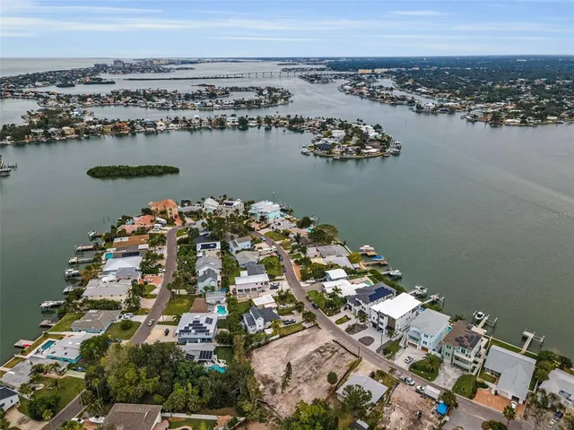 $699,000 | 370 12th Avenue, Indian Rocks Beach, FL 33785