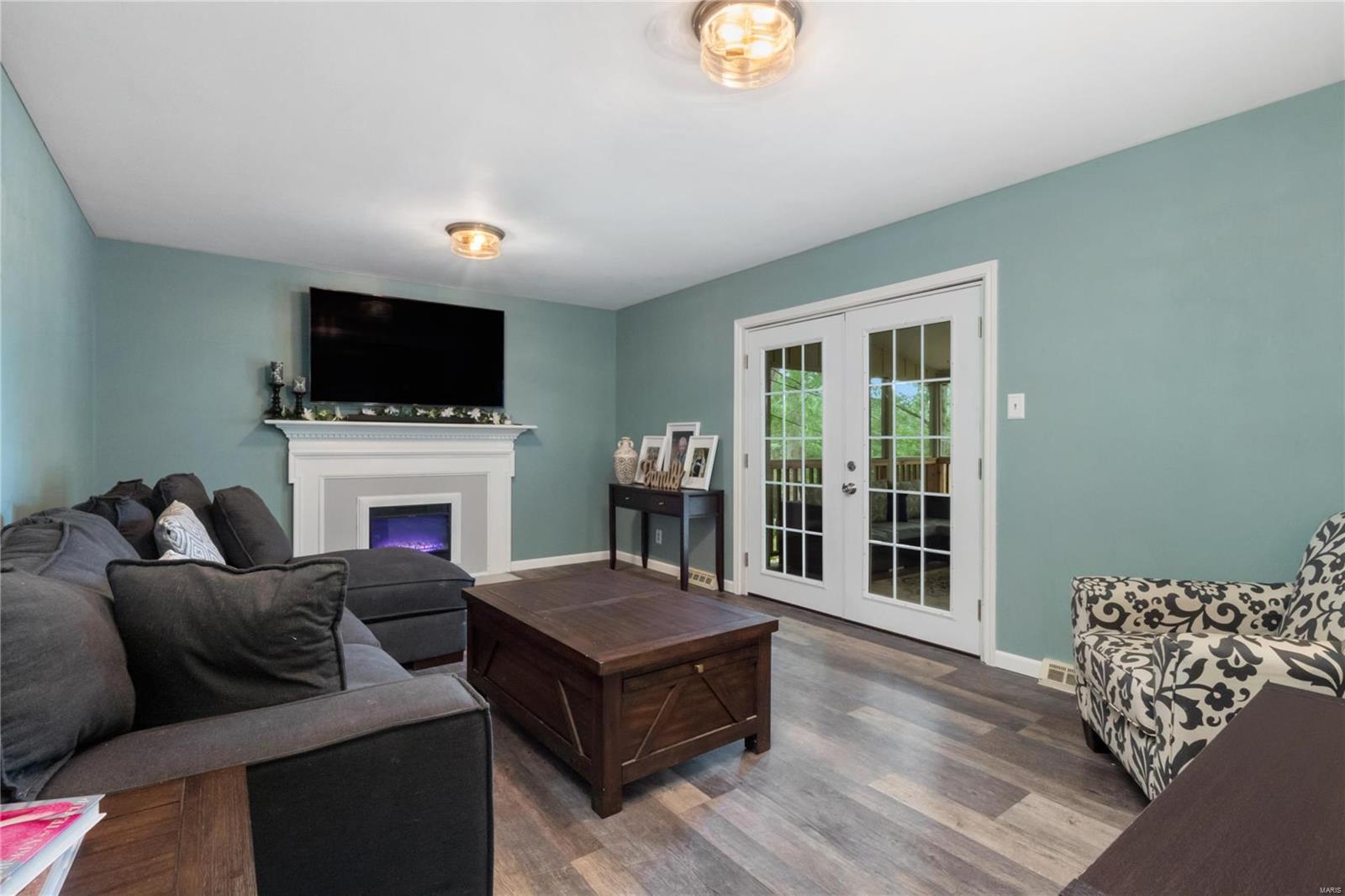 148 Ridgecrest Drive Chesterfield, MO 63017 - Photo 11 of 33 Gallery Image 11