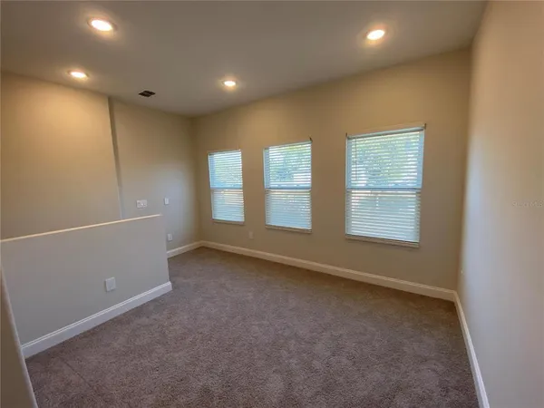 $2,295 | 732 South Lee Avenue, Orlando, FL 32805