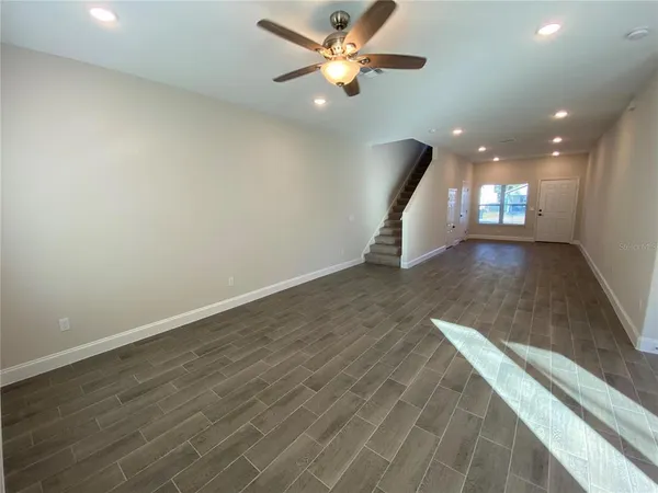 $2,295 | 732 South Lee Avenue, Orlando, FL 32805