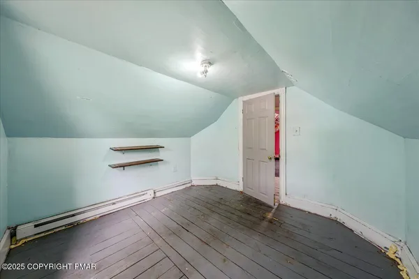 a view of empty room