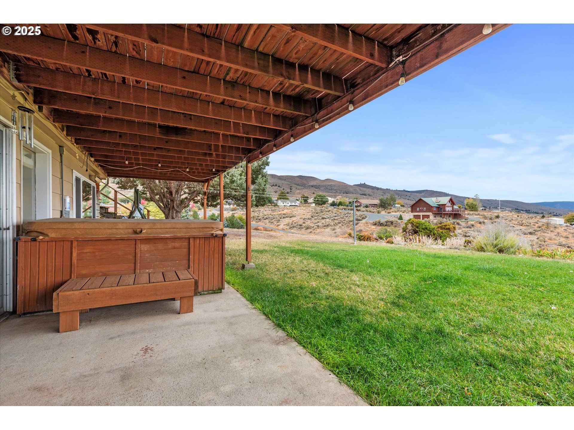 1025 17th Street Baker City, OR 97814 - Photo 46 of 48 a view of a backyard of the house