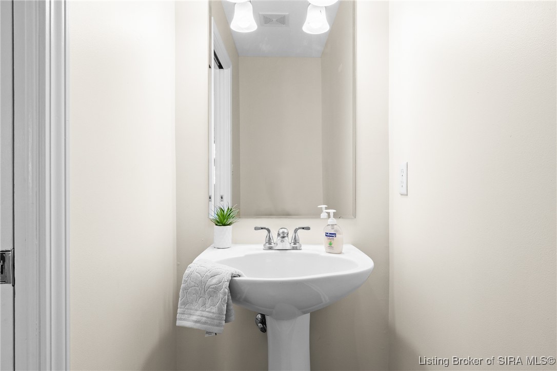 1004 Carter Drive Georgetown, IN 47122 - Photo 18 of 55