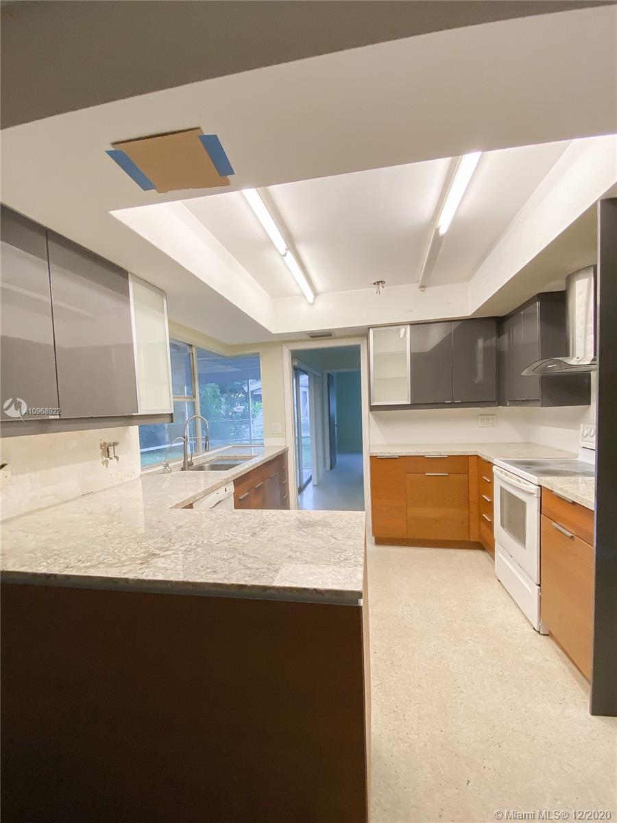 960 Northwest 4th Avenue Boca Raton, FL 33432 - Photo 15 of 19