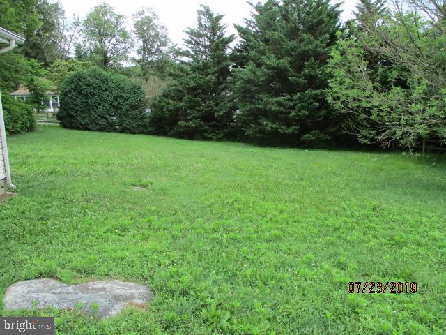 24837 Pen Mar Road Cascade, MD 21719 - Photo 31 of 32 a view of a green yard