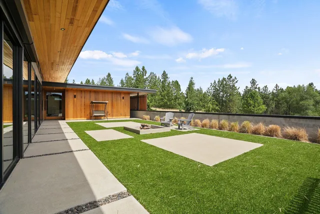 $1,249,000 | 7411 North Quamish Drive, Spokane, WA 99208