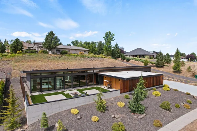 $1,249,000 | 7411 North Quamish Drive, Spokane, WA 99208