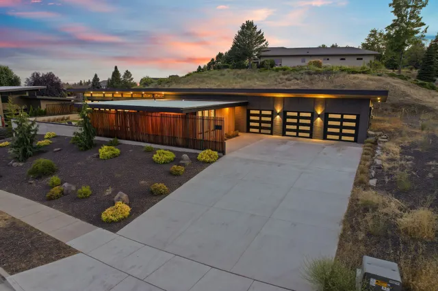 $1,249,000 | 7411 North Quamish Drive, Spokane, WA 99208