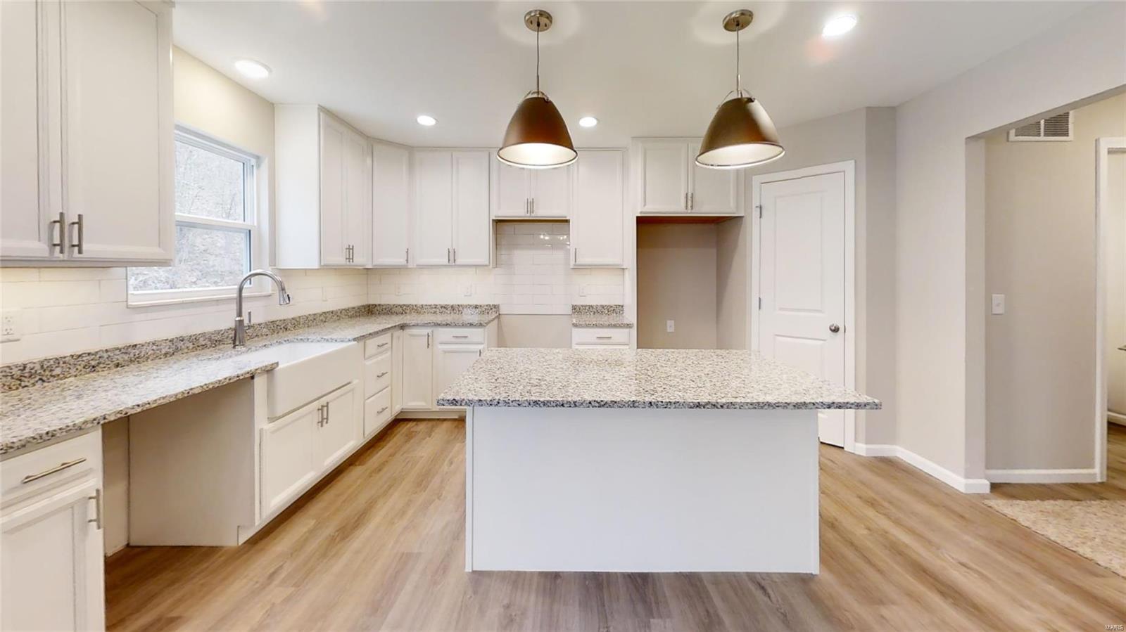 7960 Donner Ridge Caseyville, IL 62232 - Photo 8 of 28