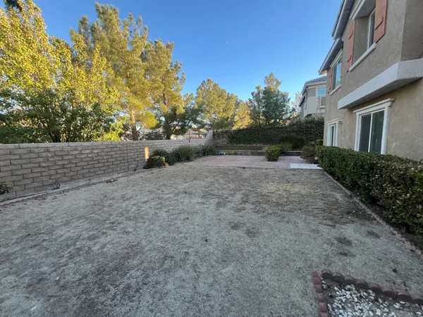 $2,990 | 36718 Arbolada Lane, Palmdale, CA 93550