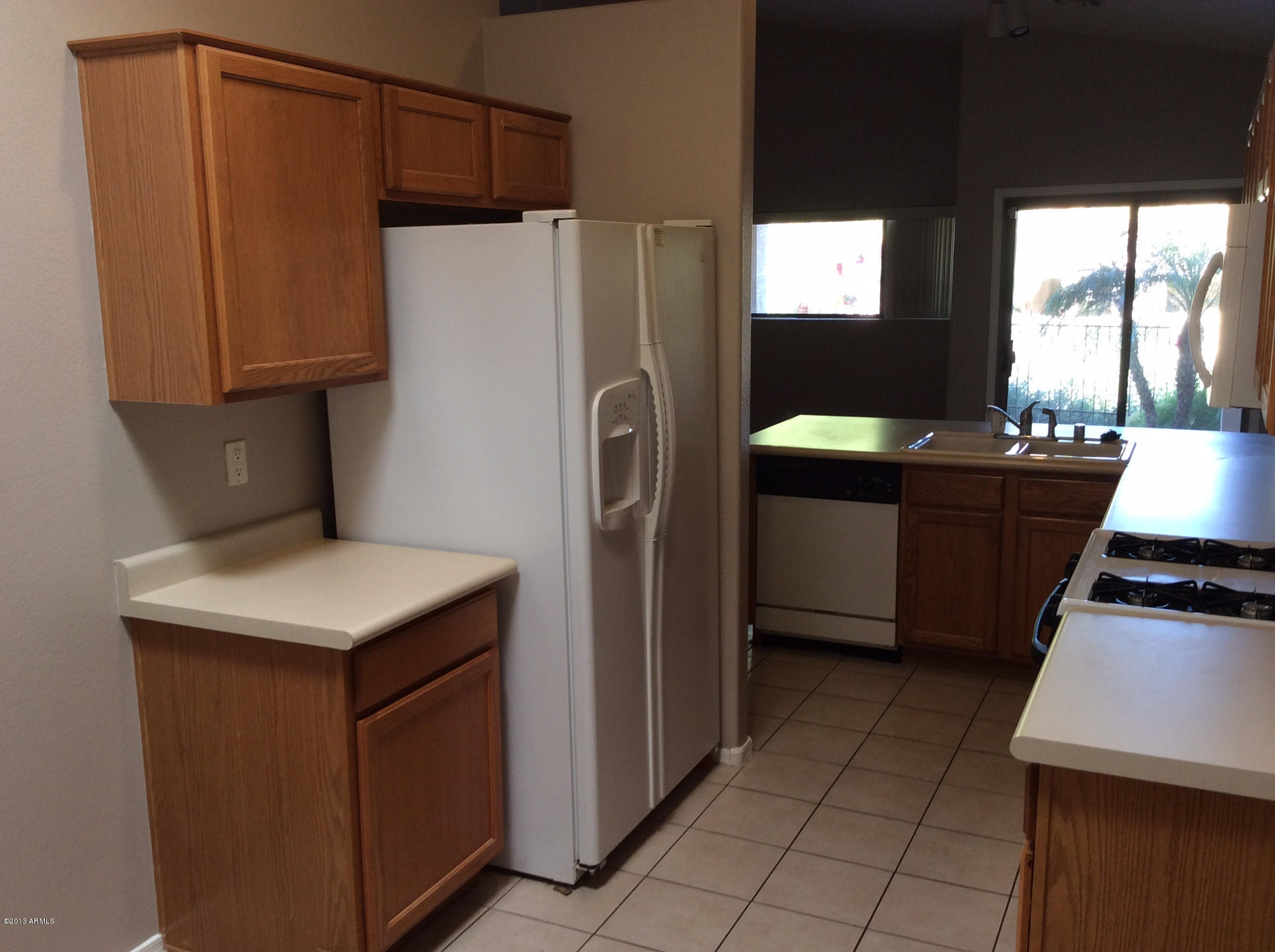 3248 East Fremont Road Phoenix, AZ 85042 - Photo 8 of 14 Kitchen 3