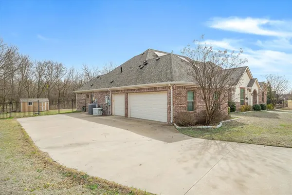 $599,000 | 1088 Stephen Court, Farmersville, TX 75442
