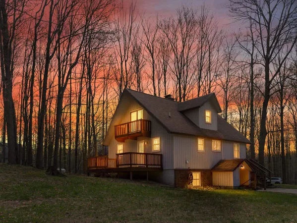 $345,000 | 4450 Antioch Drive, Mesick, MI 49668