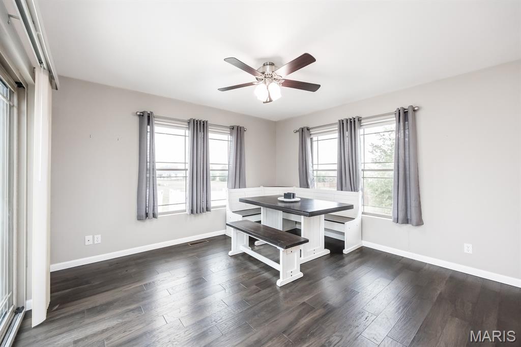 2620 Vulliet Road Highland, IL 62249 - Photo 13 of 37