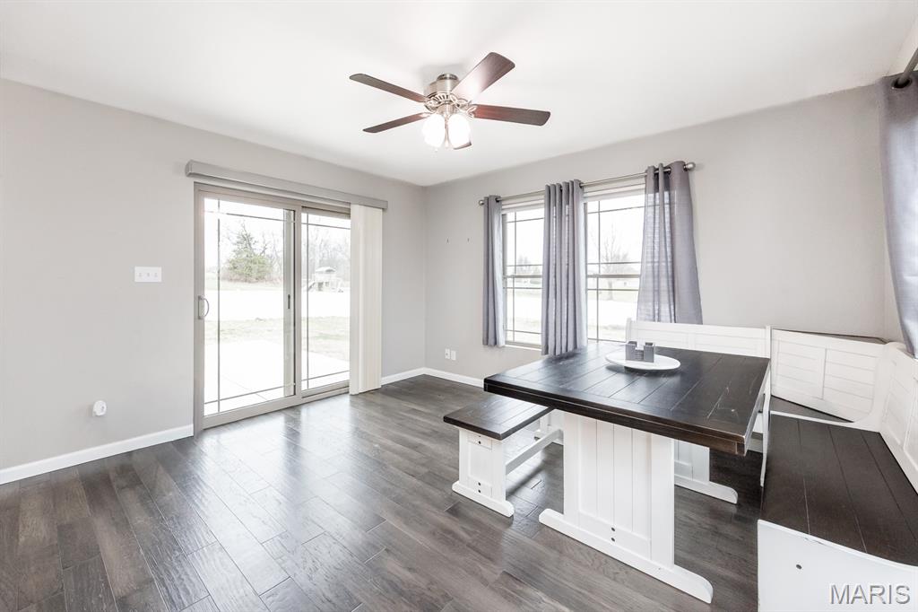 2620 Vulliet Road Highland, IL 62249 - Photo 14 of 37