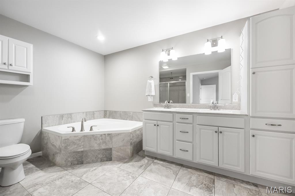 2620 Vulliet Road Highland, IL 62249 - Photo 16 of 37