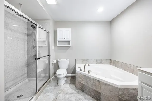 $439,900 | 2620 Vulliet Road, Highland, IL 62249