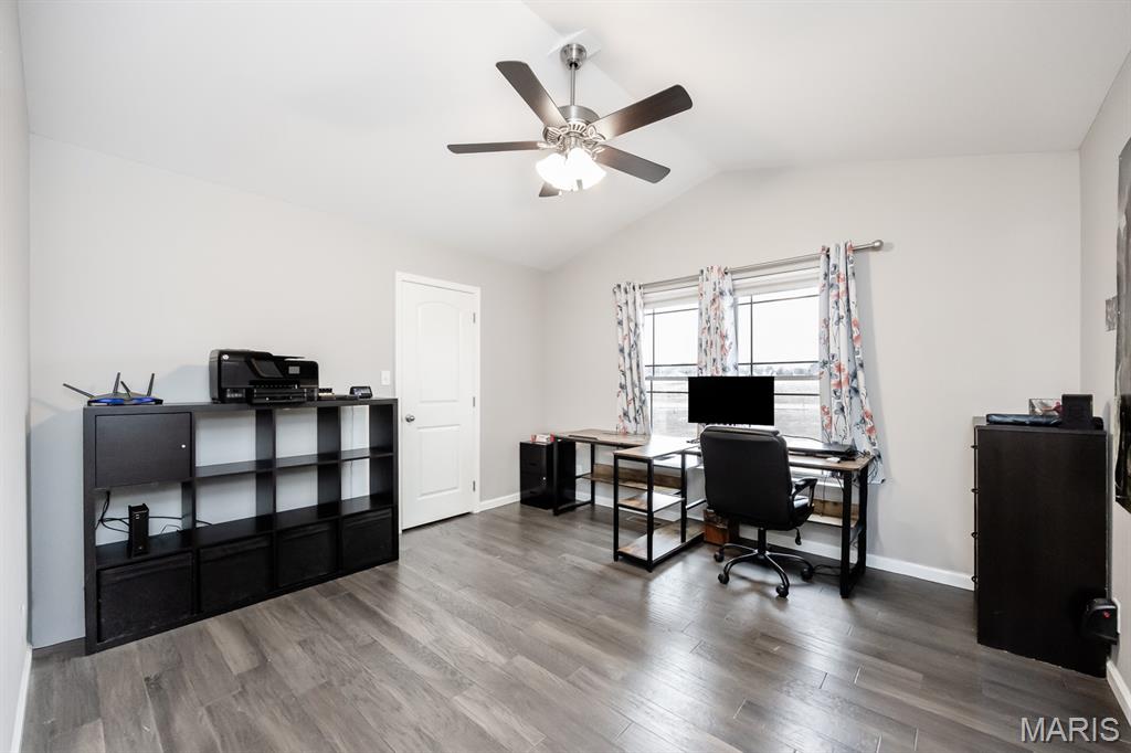 2620 Vulliet Road Highland, IL 62249 - Photo 18 of 37