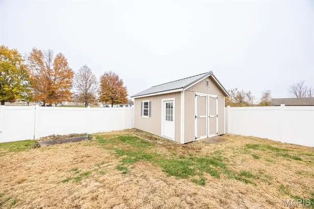 $439,900 | 2620 Vulliet Road, Highland, IL 62249