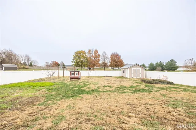 $439,900 | 2620 Vulliet Road, Highland, IL 62249